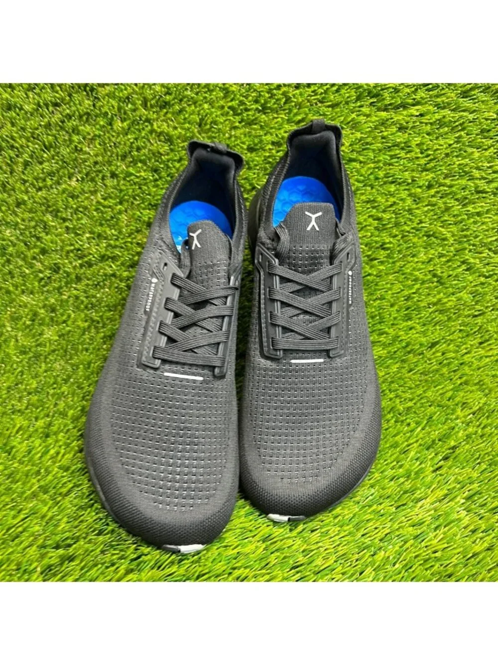 Flux Adapt Waterproof Runner Stealth Black Mens Size 8 Barefoot Running Shoes